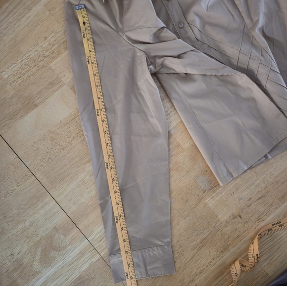 FDJ Blouse 16 Tan Khaki Pin-Tuck Button-Down Minimalist Dark Academia Utility - Picture 15 of 15